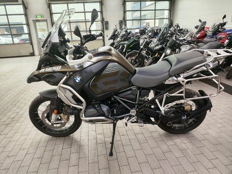 2019 BMW R 1250 GS Adventure, зелёный, 1550000 рублей, вид 4