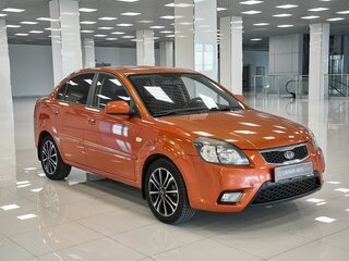 2010 Kia Rio II Рестайлинг, оранжевый, 550000 рублей, вид 3
