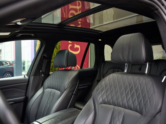 2021 BMW X5 40d IV (G05/G18), чёрный, 6250000 рублей - вид 22