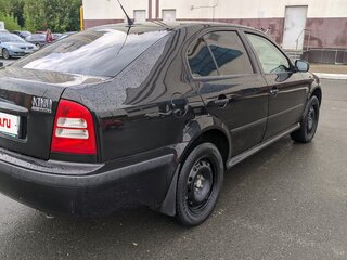 2008 Skoda Octavia II (A5) Рестайлинг, чёрный, 440000 рублей, вид 3