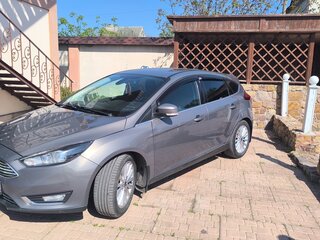 2017 Ford Focus III Рестайлинг, серый, 1300000 рублей, вид 4
