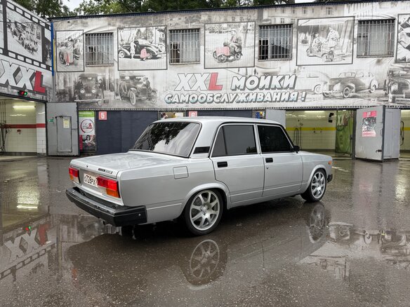 2010 Lada (ВАЗ) 2107, серый, 495000 рублей - вид 3
