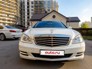 2011 Mercedes-Benz S-Класс 350 Long V (W221) Рестайлинг, белый, 1700000 рублей, вид 2