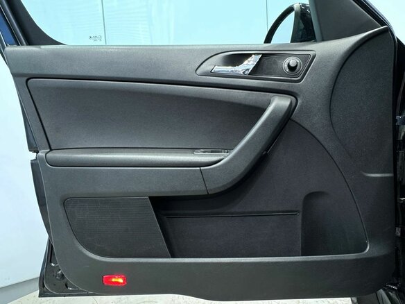 2013 Skoda Yeti I, чёрный - вид 15