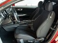 2020 Ford Mustang VI Рестайлинг, красный, 3490000 рублей - вид 9