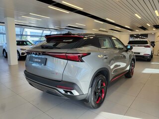 2023 Omoda C5 I, чёрный, 1685000 рублей, вид 2