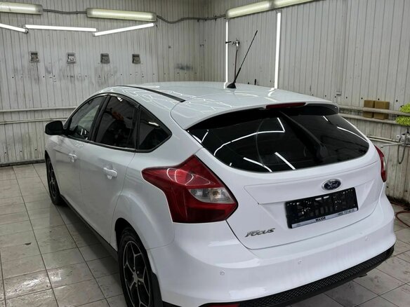 2012 Ford Focus III, белый, 550000 рублей - вид 3
