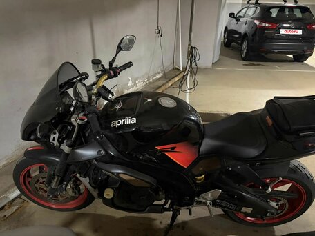 2005 Aprilia Tuono 1000, чёрный, 550000 рублей, вид 2