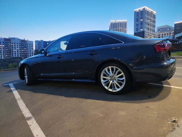 2015 Audi A6 IV (C7) Рестайлинг, серый, 1750000 рублей - вид 5