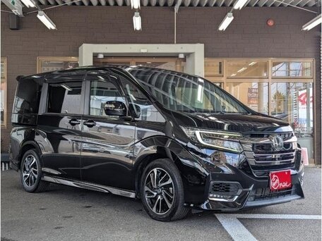 Honda Stepwgn V Рестайлинг