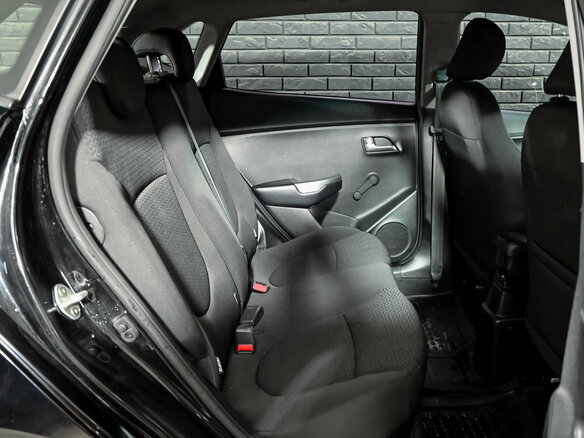 2016 Kia Rio III Рестайлинг, чёрный, 1150000 рублей - вид 18