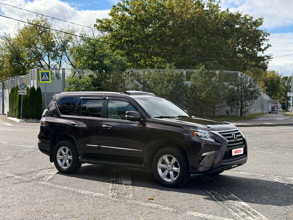 2018 Lexus GX 460 II Рестайлинг, коричневый, 6750000 рублей - вид 1