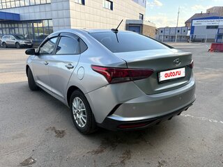 2021 Hyundai Solaris II Рестайлинг, серый, 960000 рублей, вид 2