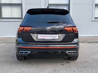2020 Volkswagen Tiguan II Рестайлинг, чёрный, 3530000 рублей, вид 5