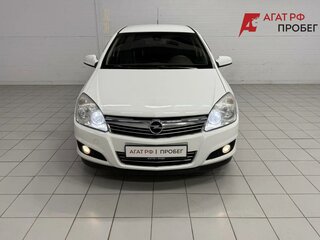2012 Opel Astra H Рестайлинг, белый, 740000 рублей, вид 2