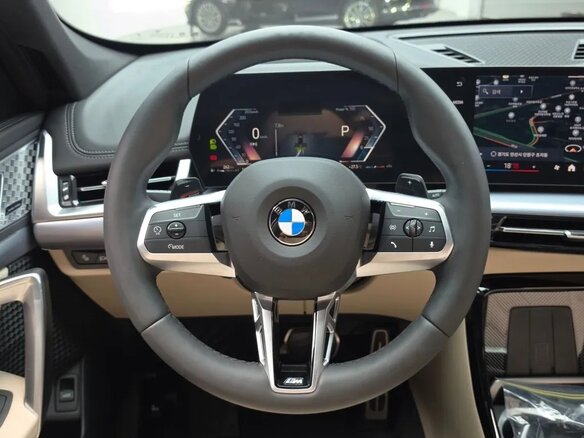 2025 BMW X1 18d sDrive III (U11/U12), чёрный, 5783451 рублей - вид 9