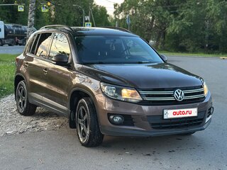 2015 Volkswagen Tiguan I Рестайлинг, коричневый, 1000000 рублей, вид 2