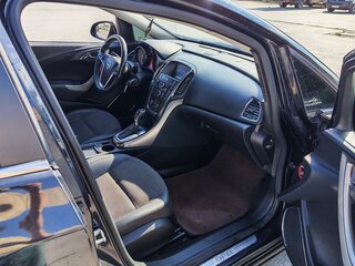 2010 Opel Astra J, чёрный, 420000 рублей, вид 5