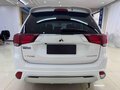 2022 Mitsubishi Outlander III Рестайлинг 3, белый, 1800000 рублей - вид 4