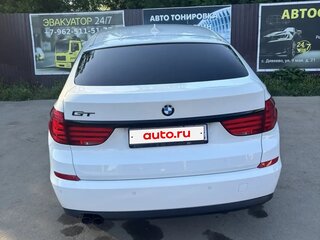 2010 BMW 5 серии Gran Turismo 530d xDrive VI (F10/F11/F07), белый, 1600000 рублей, вид 3