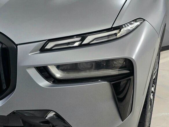 2022 BMW X7 M60i I (G07) Рестайлинг, серый, 15800000 рублей - вид 36