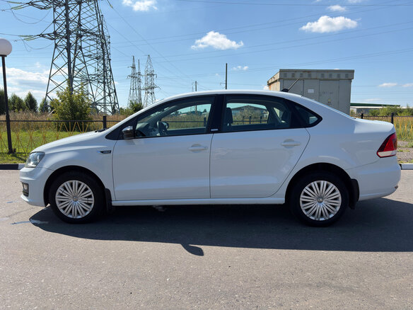 2017 Volkswagen Polo V Рестайлинг, белый, 1146000 рублей - вид 7