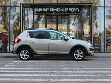2016 Renault Sandero Stepway II, бежевый, 930000 рублей, вид 4