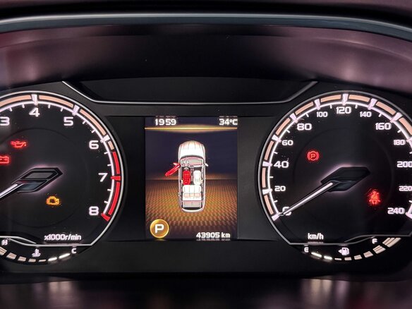 2021 Geely Binyue I Рестайлинг, серый, 1245000 рублей - вид 10
