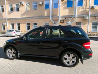 2011 Mercedes-Benz M-Класс 350 II (W164) Рестайлинг, чёрный, 1650000 рублей, вид 5