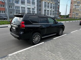 2018 Toyota Land Cruiser Prado 150 Series Рестайлинг 2, чёрный, 5475000 рублей, вид 4