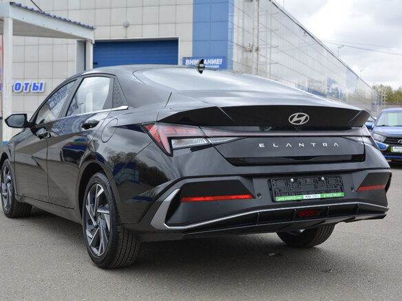 2026 Hyundai Elantra VII (CN7) Рестайлинг, чёрный, 2199000 рублей - вид 6