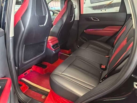 2024 Hongqi HS3, чёрный, 3303033 рублей - вид 13