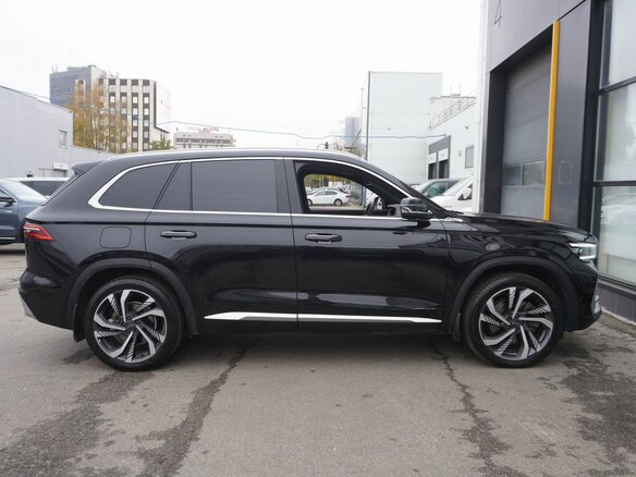 2023 Geely Monjaro I, чёрный, 2545000 рублей - вид 3