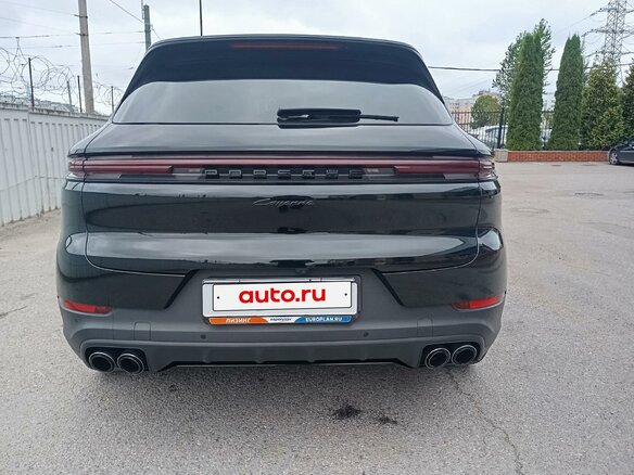 2023 Porsche Cayenne III Рестайлинг, чёрный, 13700000 рублей - вид 4