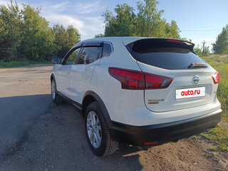 2019 Nissan Rogue Sport I, белый, 1800000 рублей, вид 4