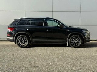 2019 Skoda Kodiaq I, чёрный, 3199000 рублей, вид 4