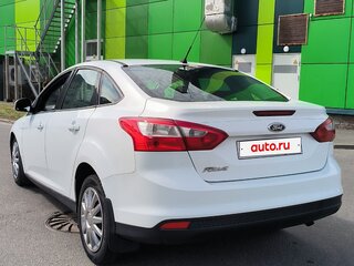 2012 Ford Focus III, белый, 490015 рублей, вид 4