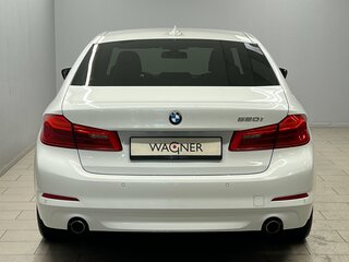 2020 BMW 5 серии 520i VII (G30/G31/G38), белый, 2666000 рублей, вид 5