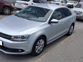 2013 Volkswagen Jetta VI, серый, 950000 рублей, вид 3