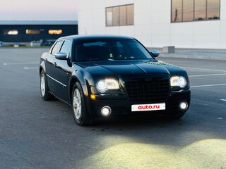 2008 Chrysler 300C I, чёрный, 1000000 рублей, вид 4