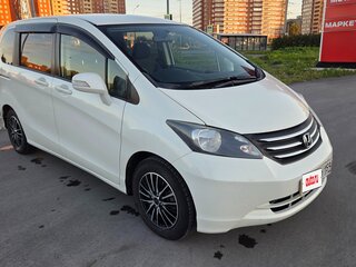 2009 Honda Freed I, белый, 920000 рублей, вид 2