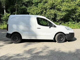 2013 Peugeot Partner II Рестайлинг, белый, 600000 рублей, вид 1