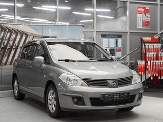 2010 Nissan Tiida I Рестайлинг, серый, 699000 рублей, вид 3