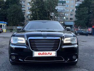 2012 Chrysler 300C II, чёрный, 1800000 рублей, вид 2