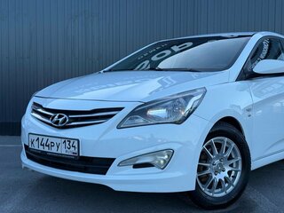 2015 Hyundai Solaris I Рестайлинг, белый, 910000 рублей, вид 5