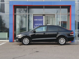 2018 Volkswagen Polo V Рестайлинг, чёрный, 1130000 рублей, вид 2