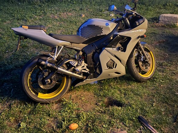 2003 Yamaha YZF-R6, серый, 510000 рублей