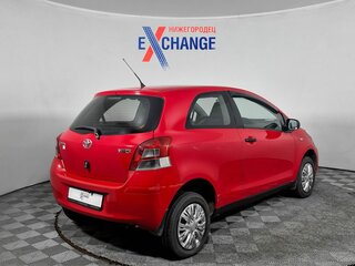 2010 Toyota Yaris II Рестайлинг, красный, 492000 рублей, вид 5