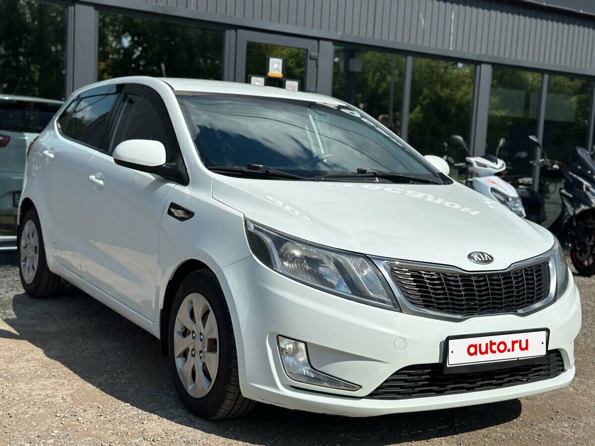 Открыть фотографии: Kia Rio III