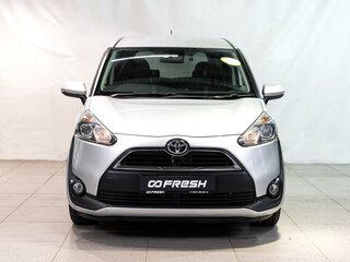 2017 Toyota Sienta II, серый, 1299000 рублей, вид 3